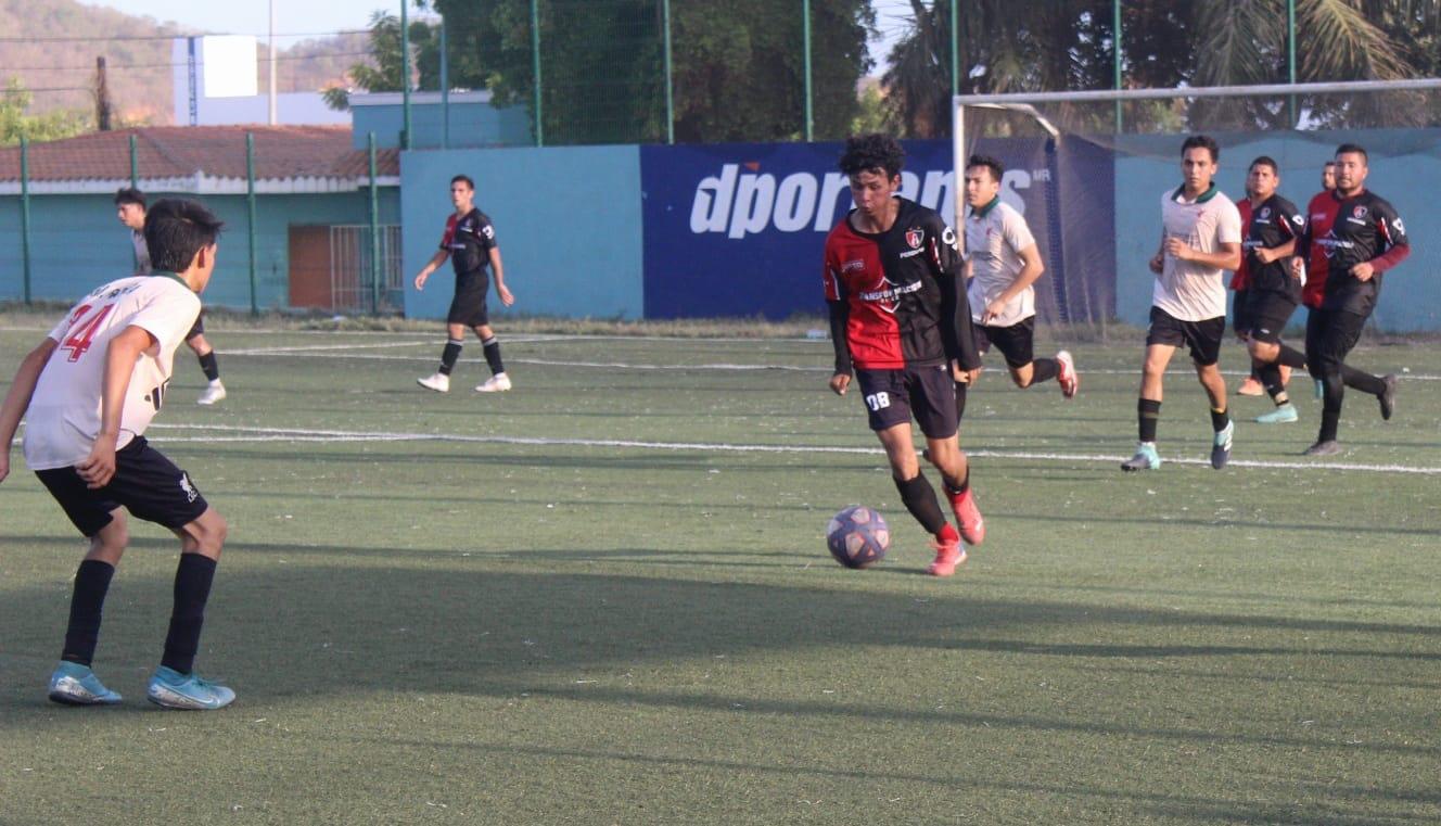 $!Tritones HKP alza la Copa de la Liga de Primera Fuerza de la Flores Magón