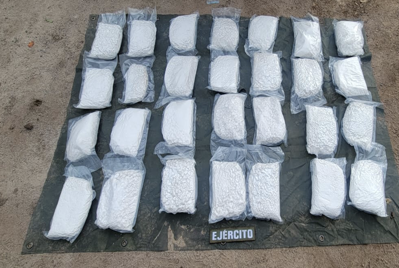 $!Ejército asegura 28 kilos de fentanilo en El Platanar, Mocorito