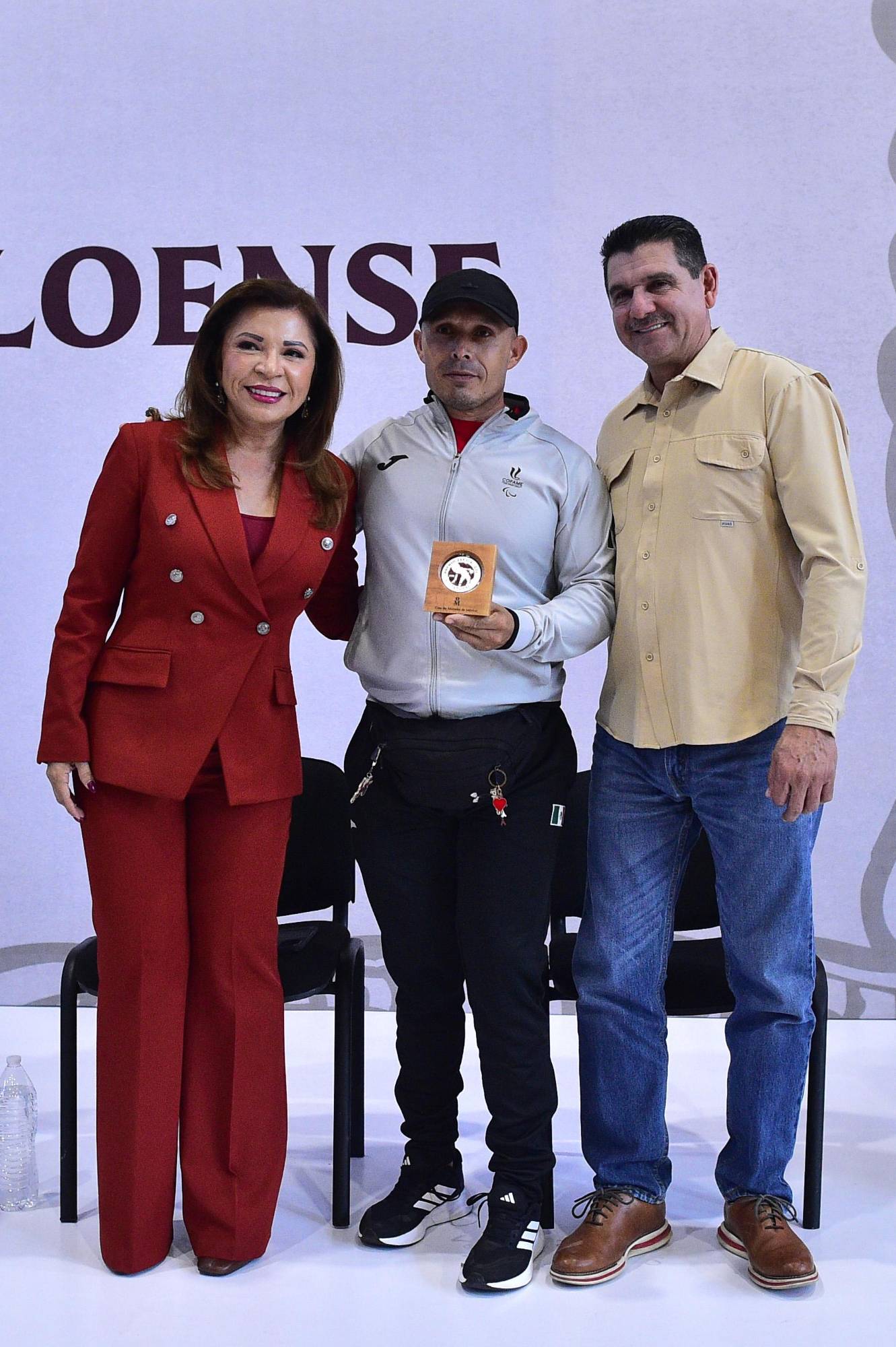 $!Reconoce Isde a deportistas medallistas en Olimpiada y Paralimpiada Nacional 2025