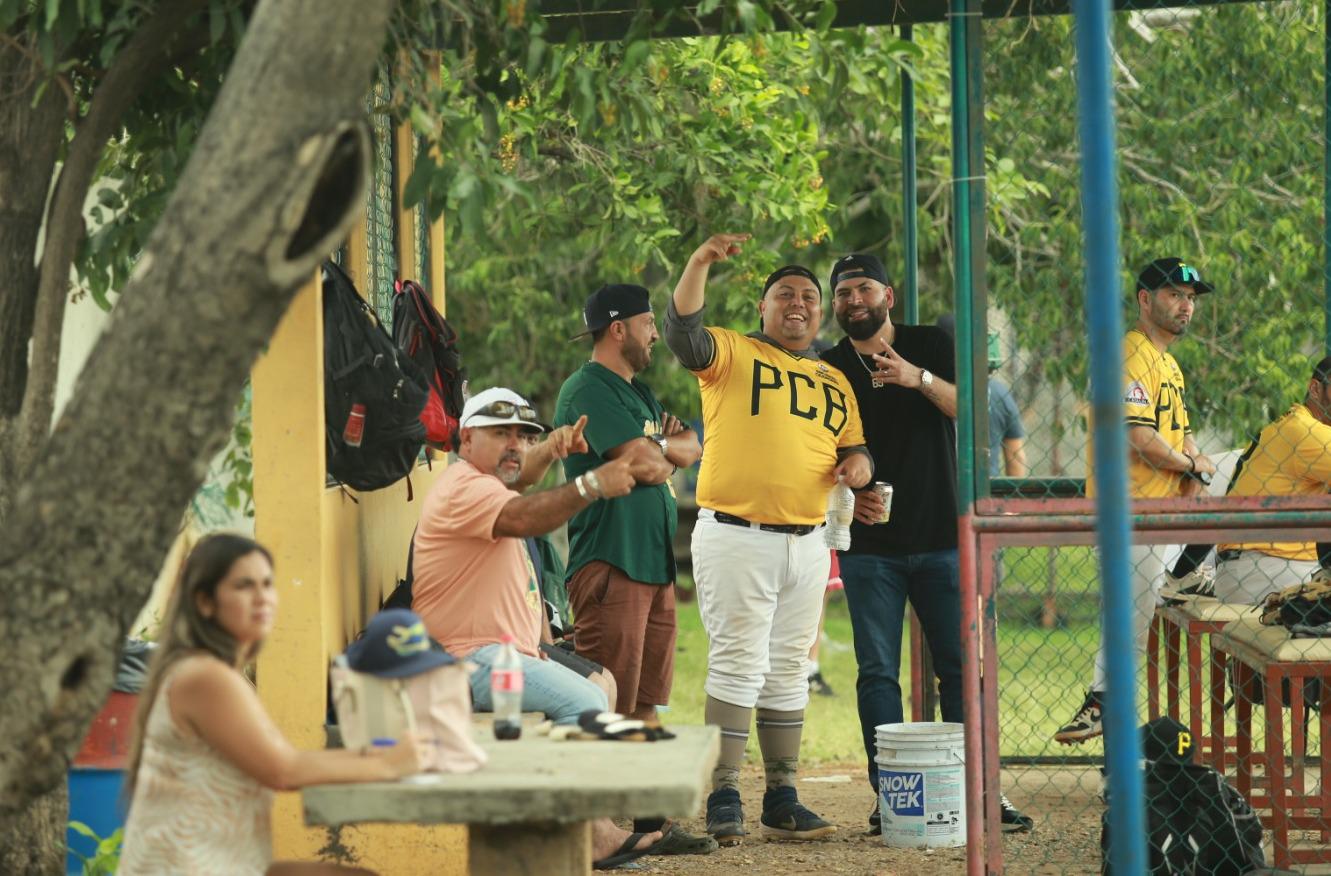 $!Pollería Catalina acaricia título de Beisbol 35 Años y Más, en Muralla