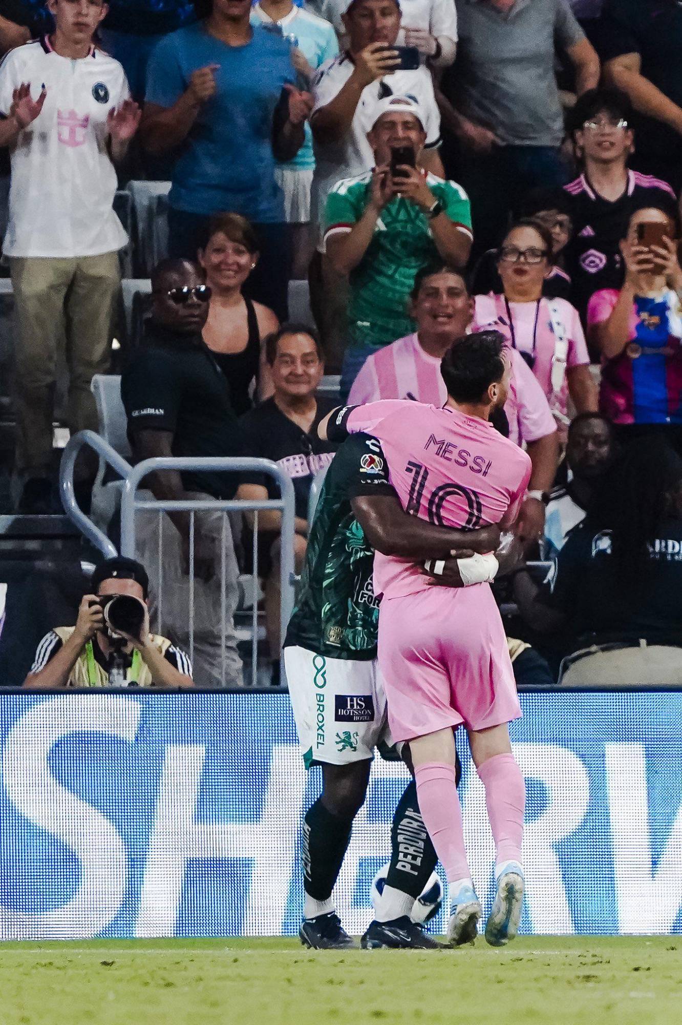 $!Messi vuelve, pero León remonta y elimina al Inter Miami de la Leagues Cup