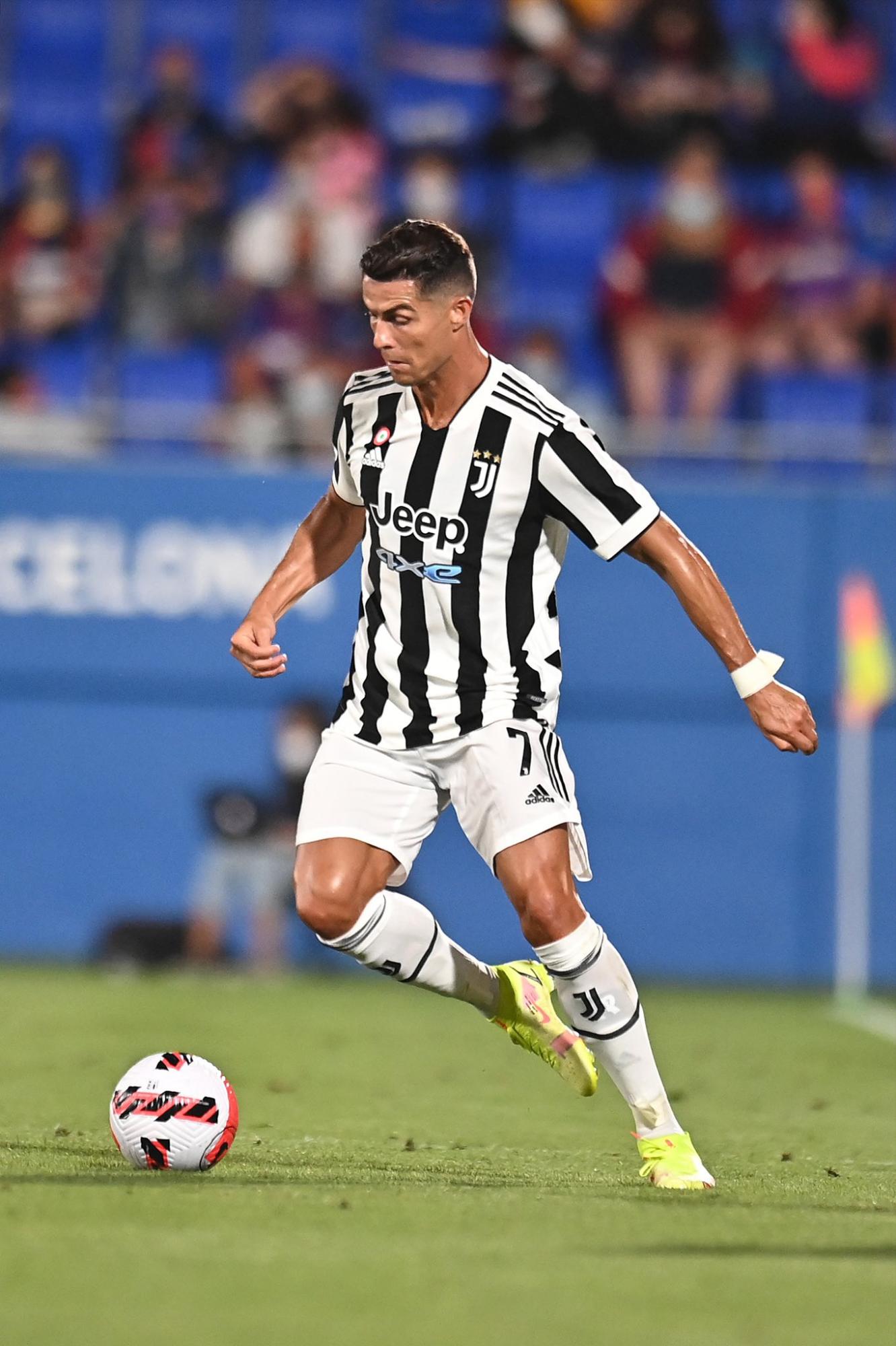$!Cristiano Ronaldo aviva rumores de su salida de la Juventus al abandonar entrenamiento