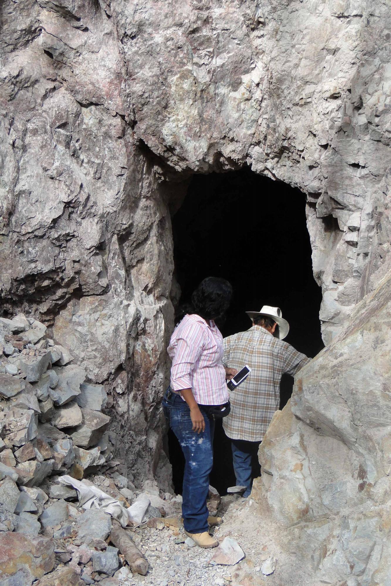 $!Ante las irregularidades que se encontraron con respecto a la operación de una mina en terreno del ejido de Escuinapa esta suspendió sus labores.