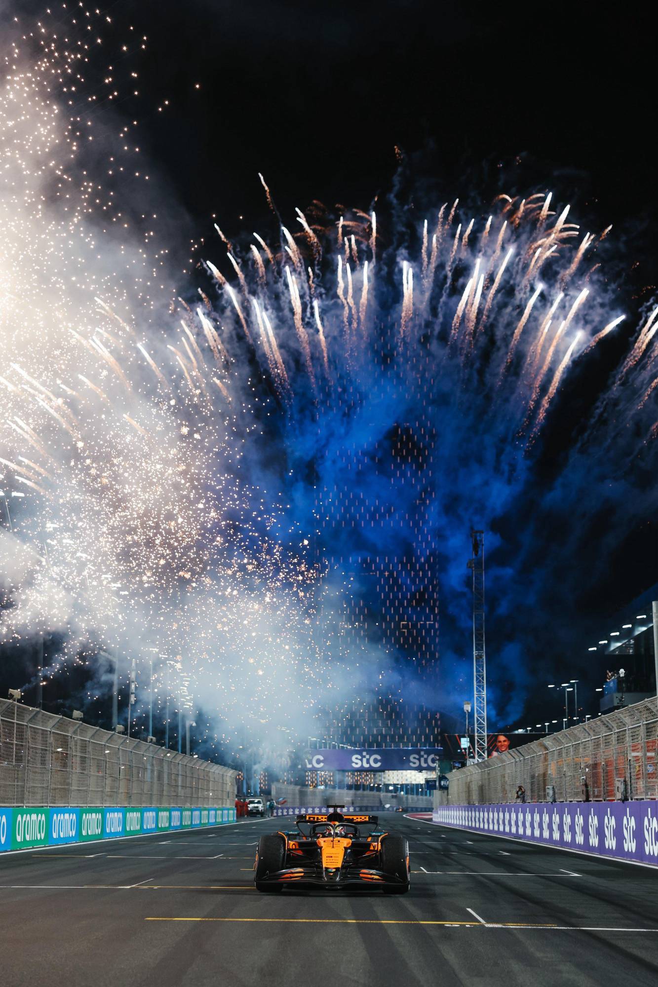 $!Piastri logra la victoria en Arabia Saudita y se convierte en el nuevo líder del campeonato de la Fórmula 1