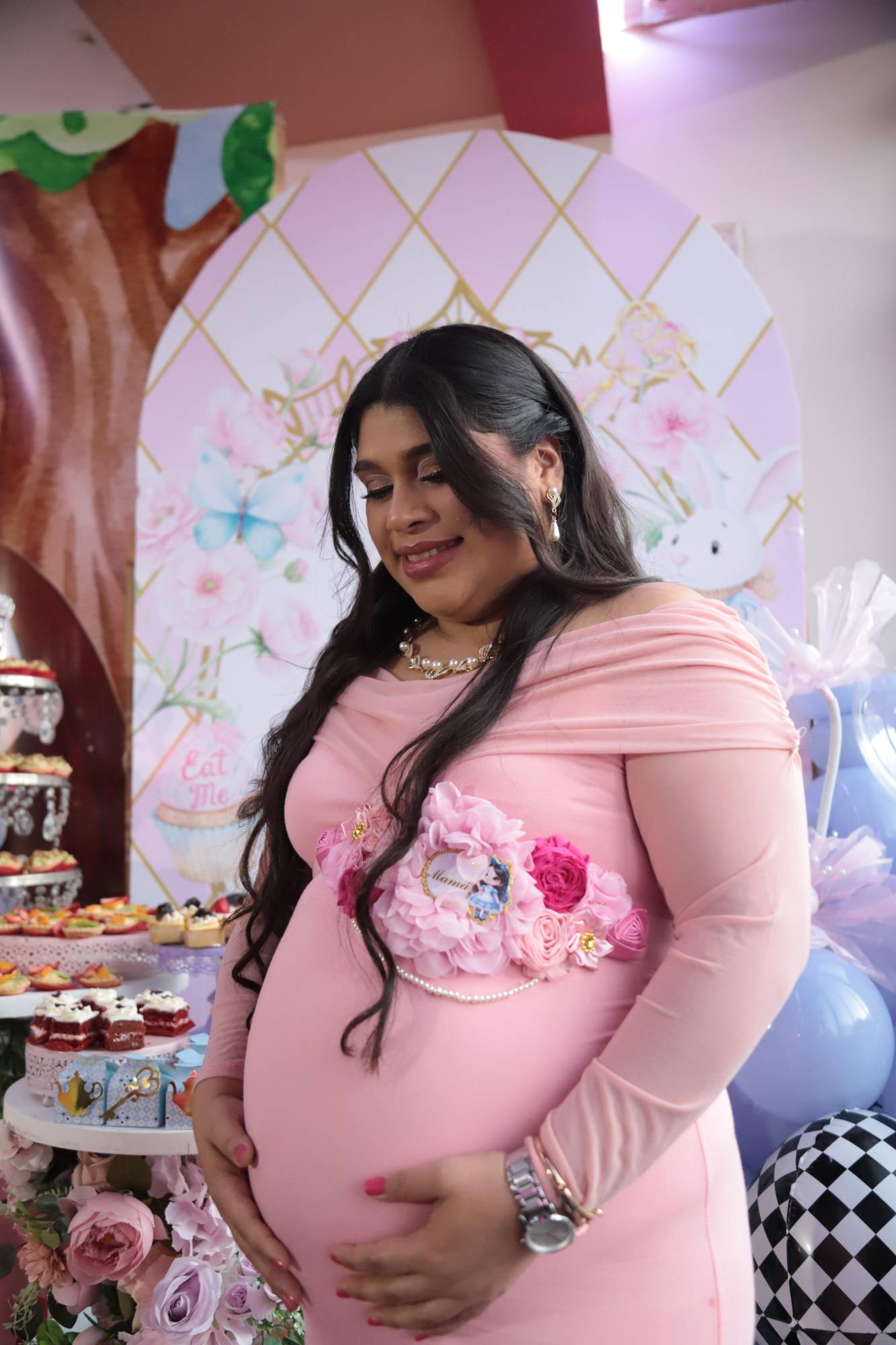 $!Consejos y felicitaciones recibió Sandra Berenice de parte de sus invitadas ese día.