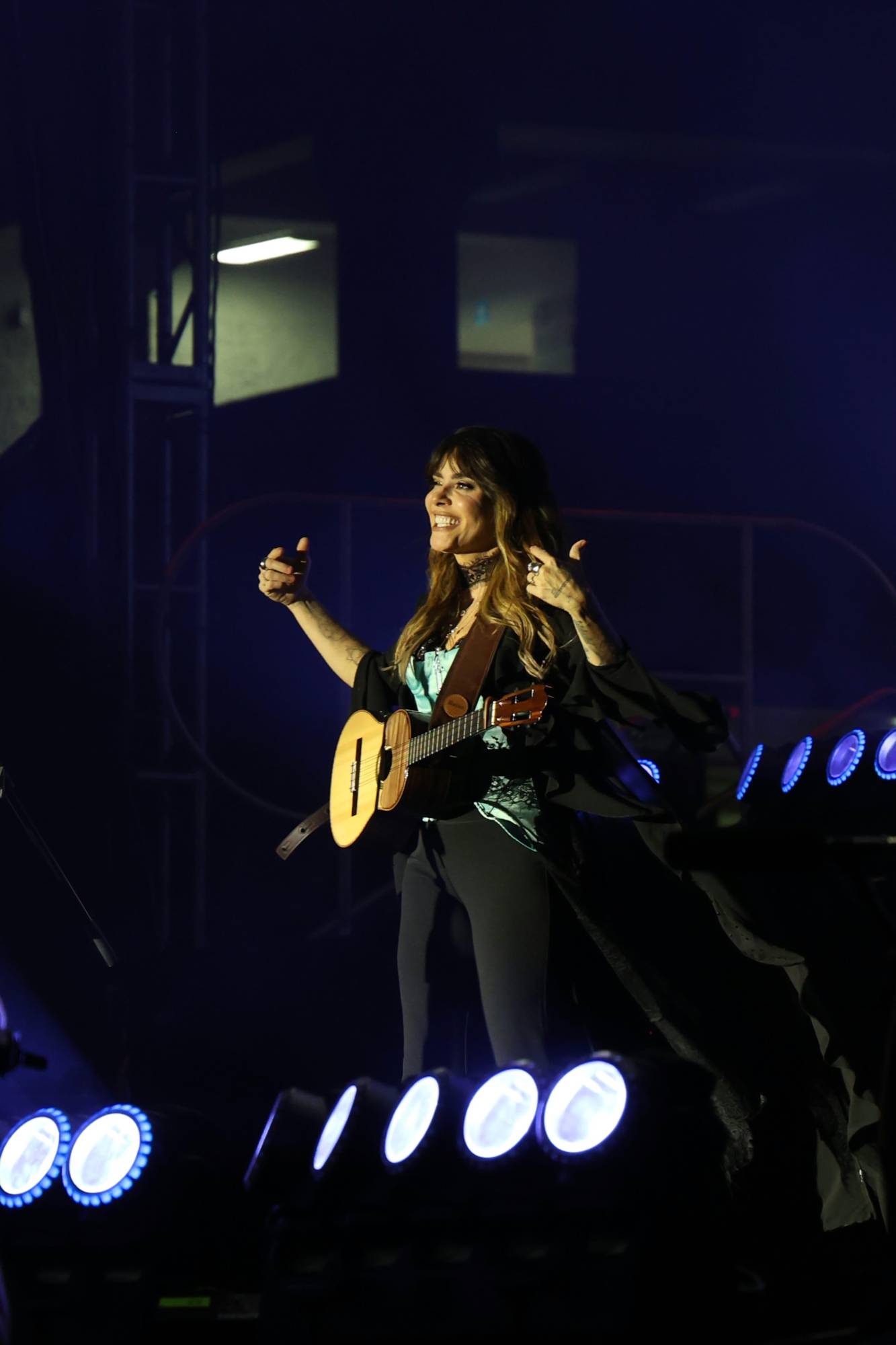 $!Kany García abre su corazón y pone a cantar a Mazatlán