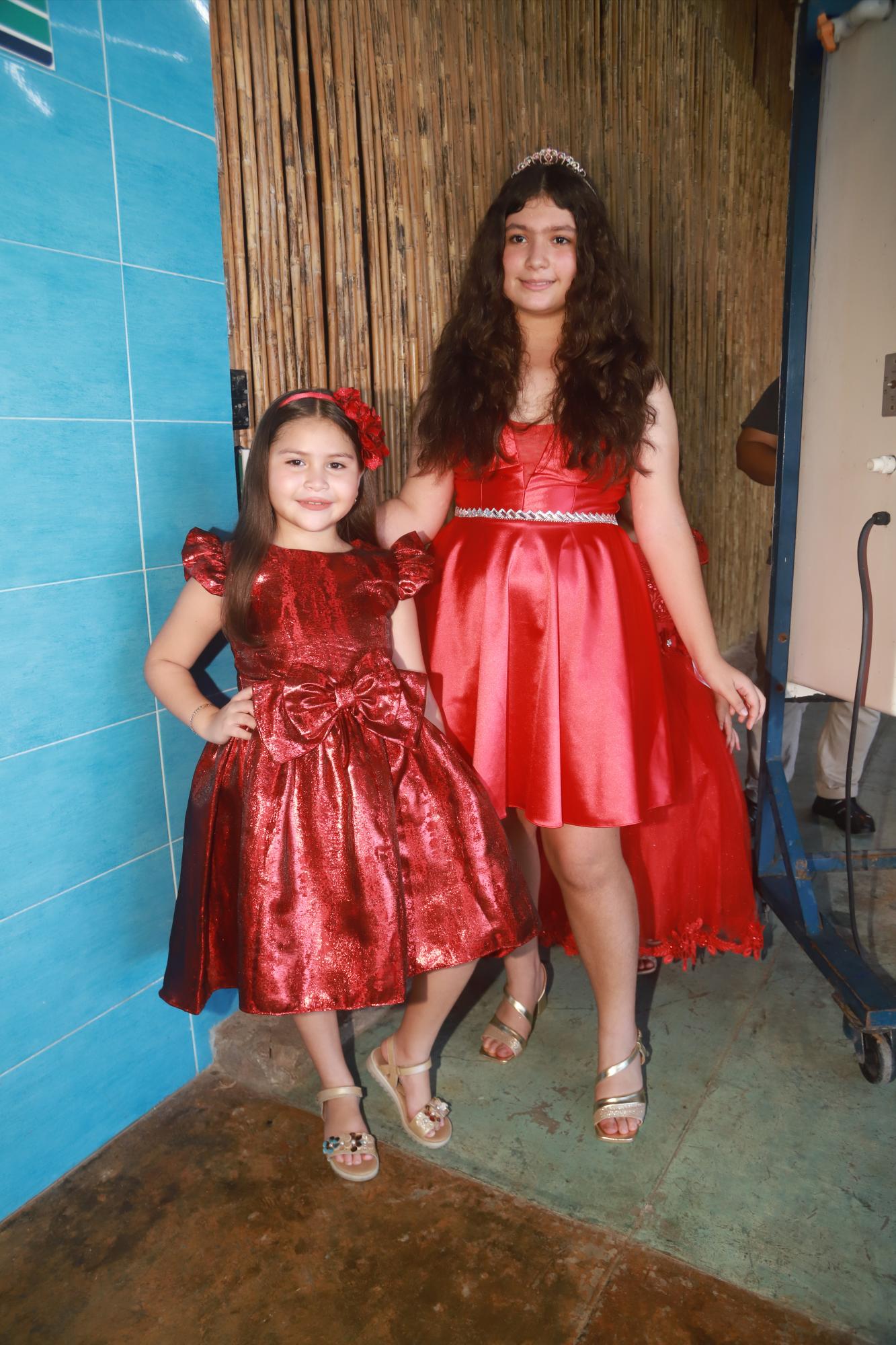 $!Ángela Victoria Galván y Diana Gamboa.