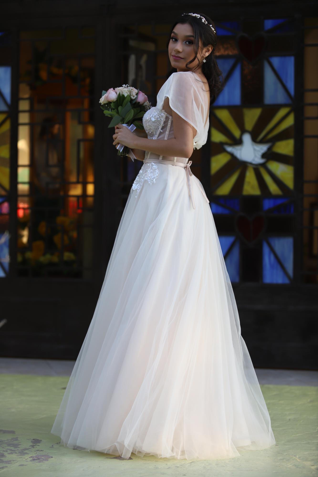 $!Kyra Noriega García lució radiante el día de sus 15 años.