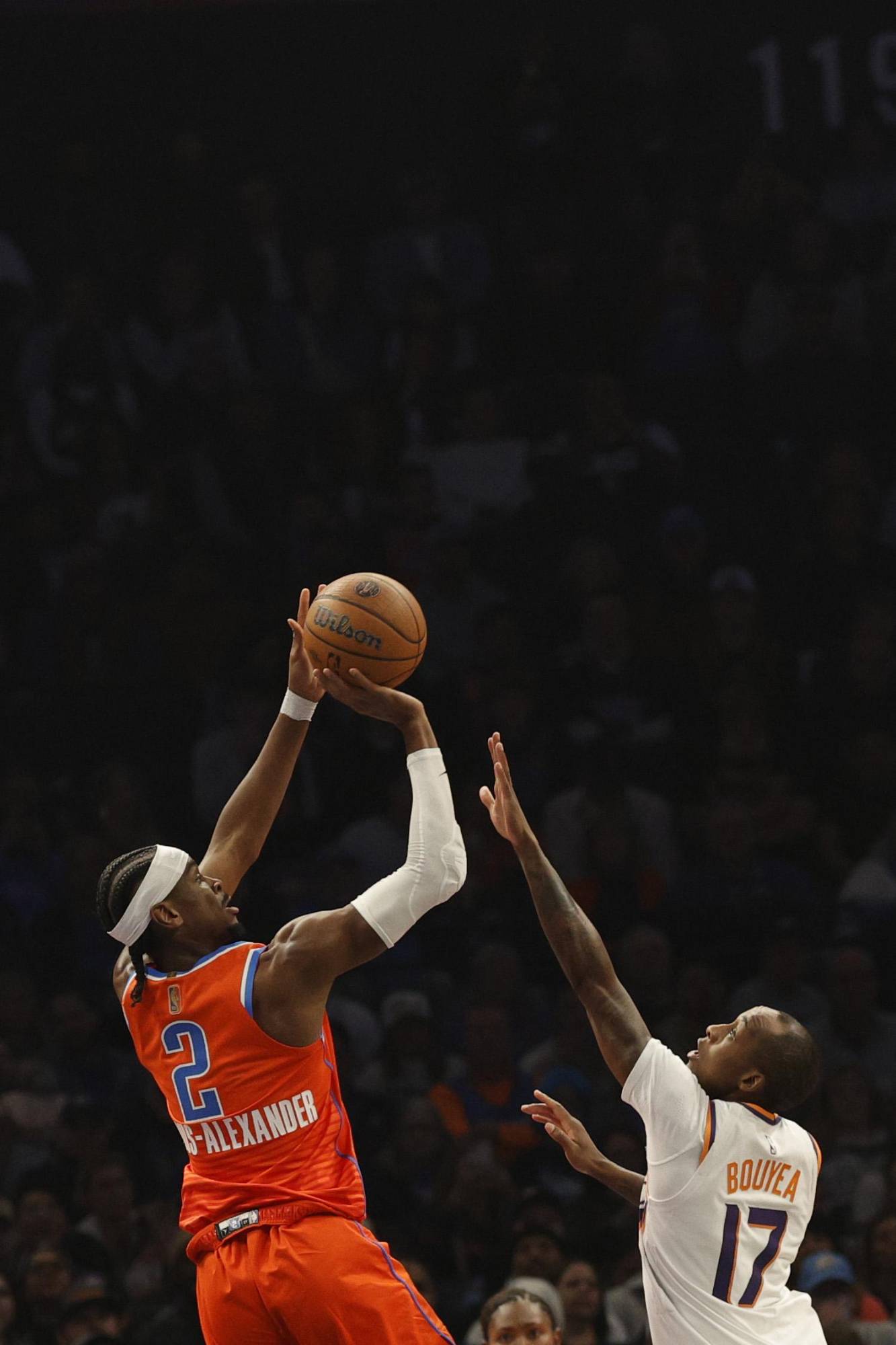 $!Thunder arrasa a los Suns y avanza a semifinales de la NBA Cup