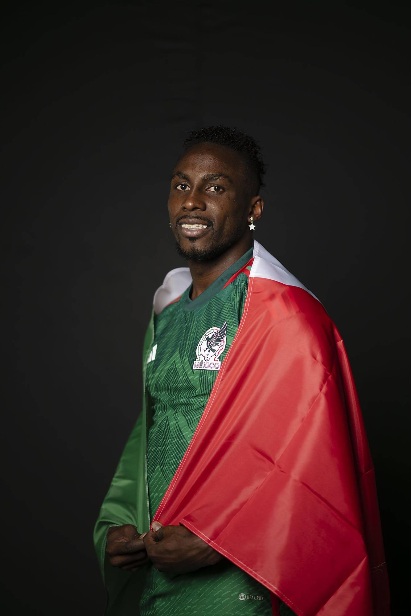 $!Javier Aguirre aclara: Julián Quiñones sigue siendo elegible para el Tri