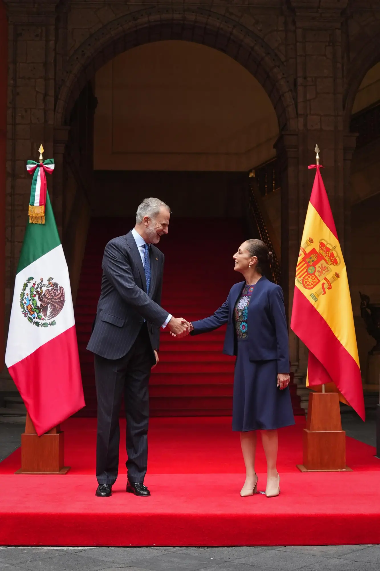 $!Sheinbaum y Rey de España dialogan sobre pueblos originarios y los vínculos entre ambos países