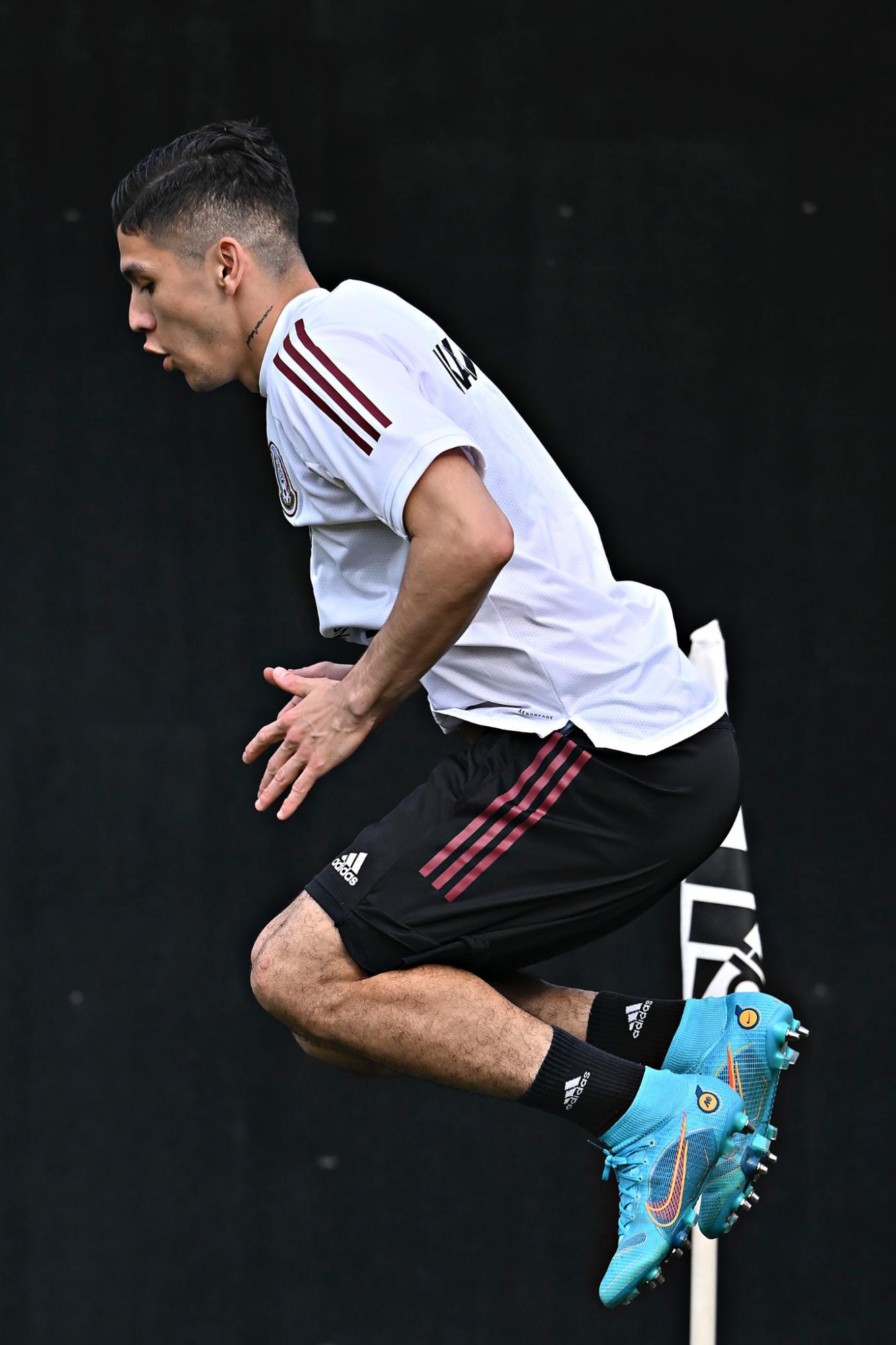 $!César Montes y Gerardo Arteaga son sancionados tras gresca en Nations League