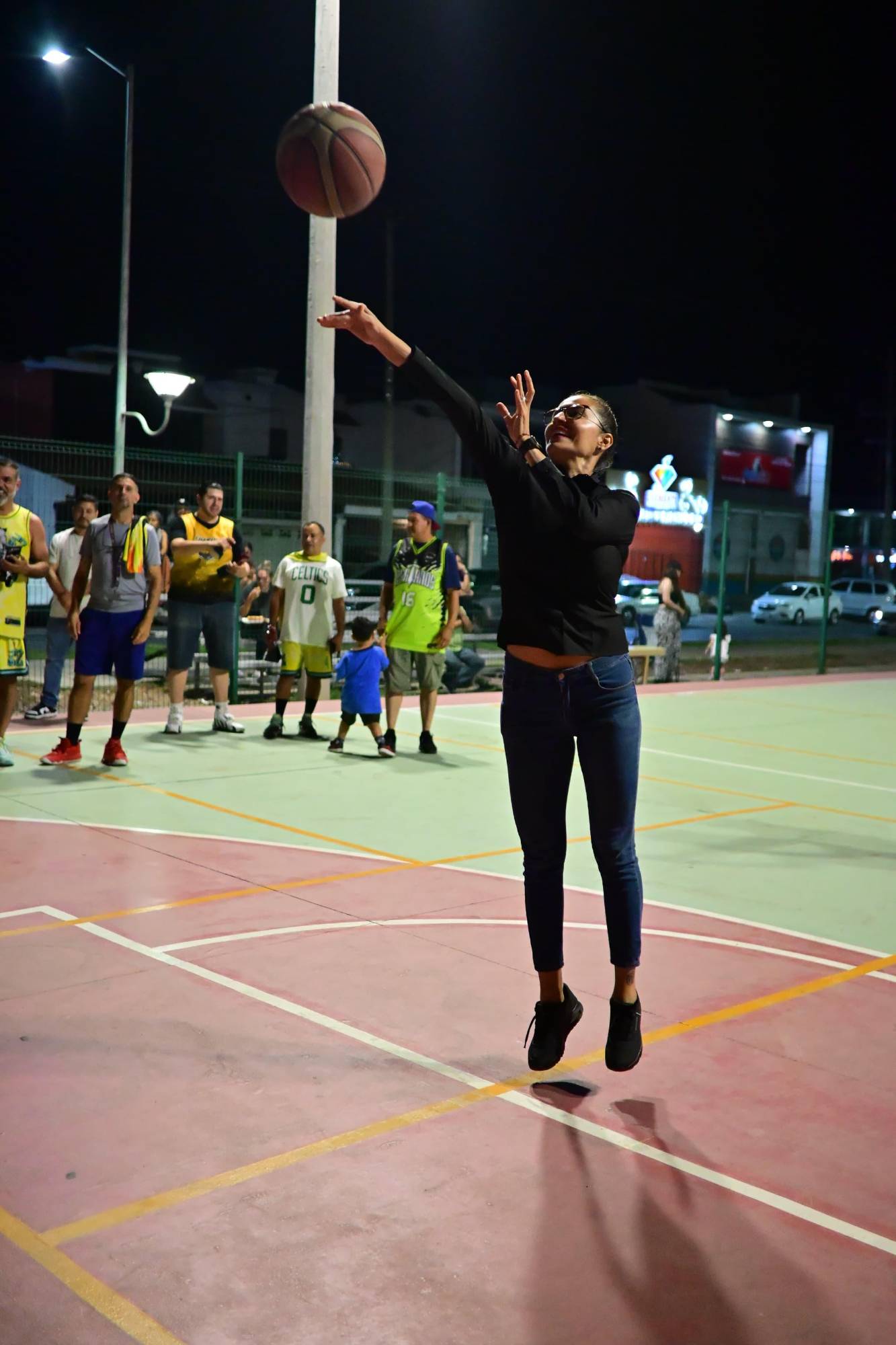 $!Premian a los mejores de la Liga de Baloncesto del Parque Lineal e inauguran una nueva edición