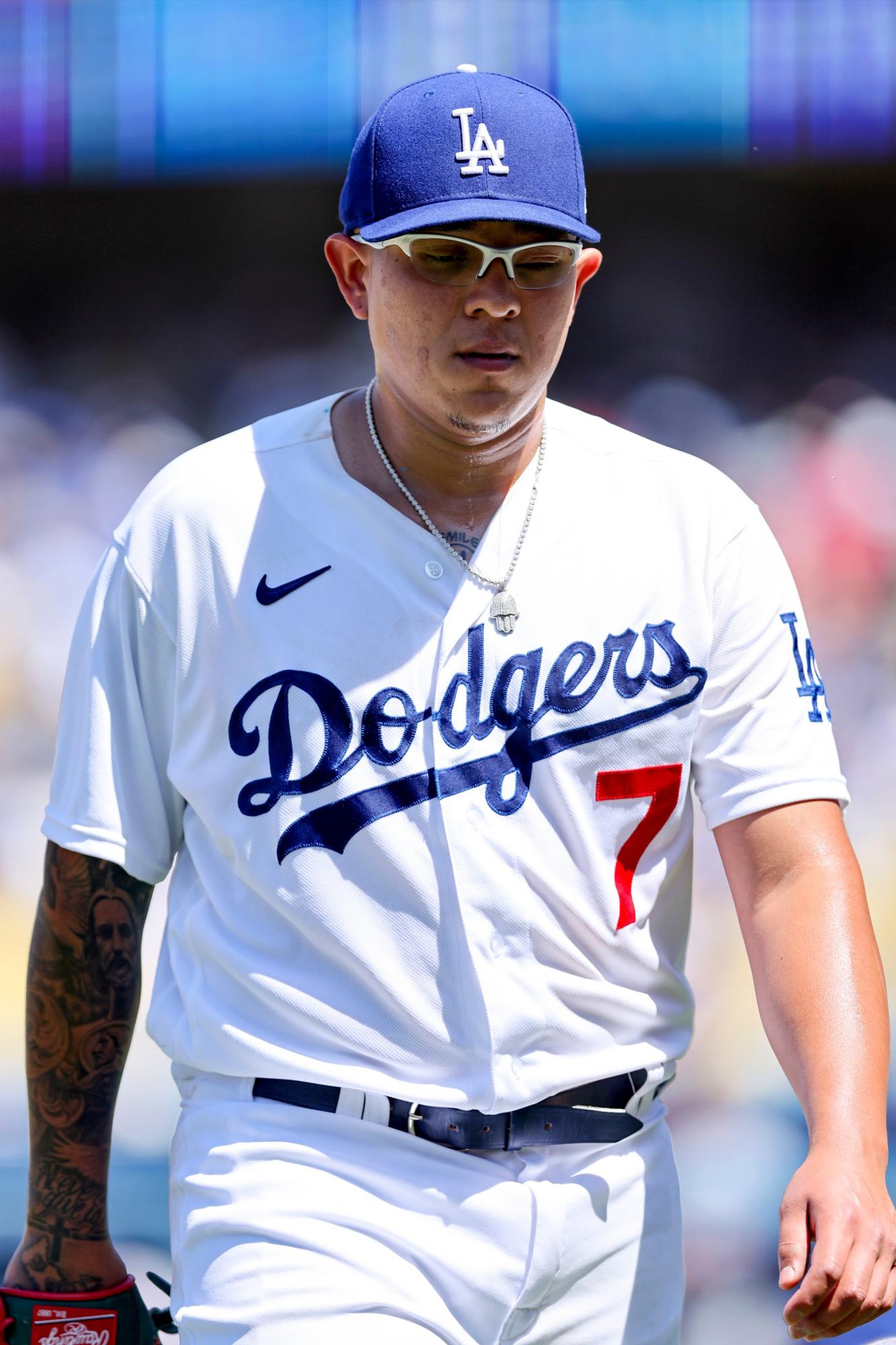 $!Julio Urías explota temprano ante Cachorros, pero se salva de la derrota