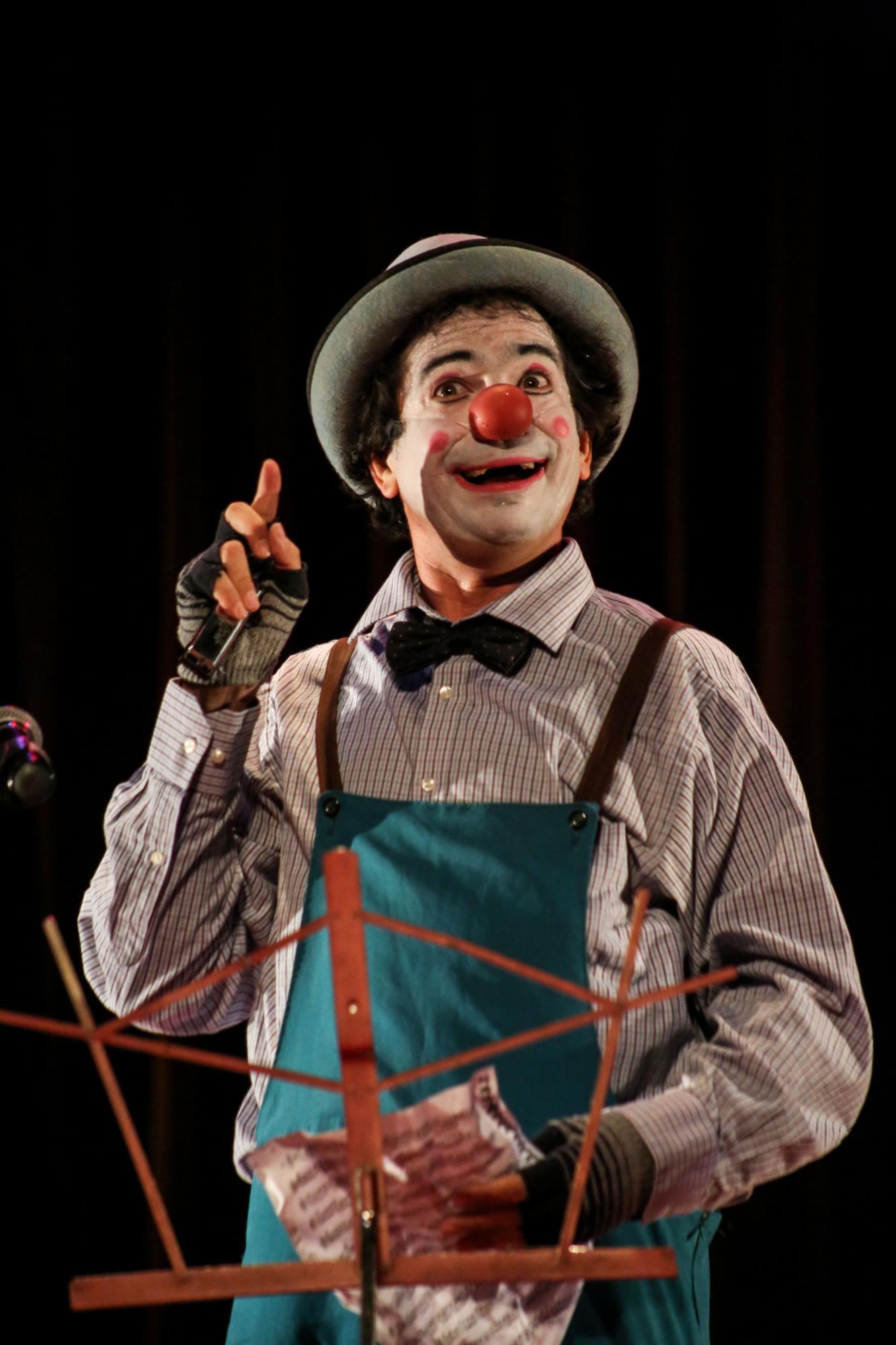 $!Entre música y risas, Izmir Gallardo regala una divertida tarde en Culiacán