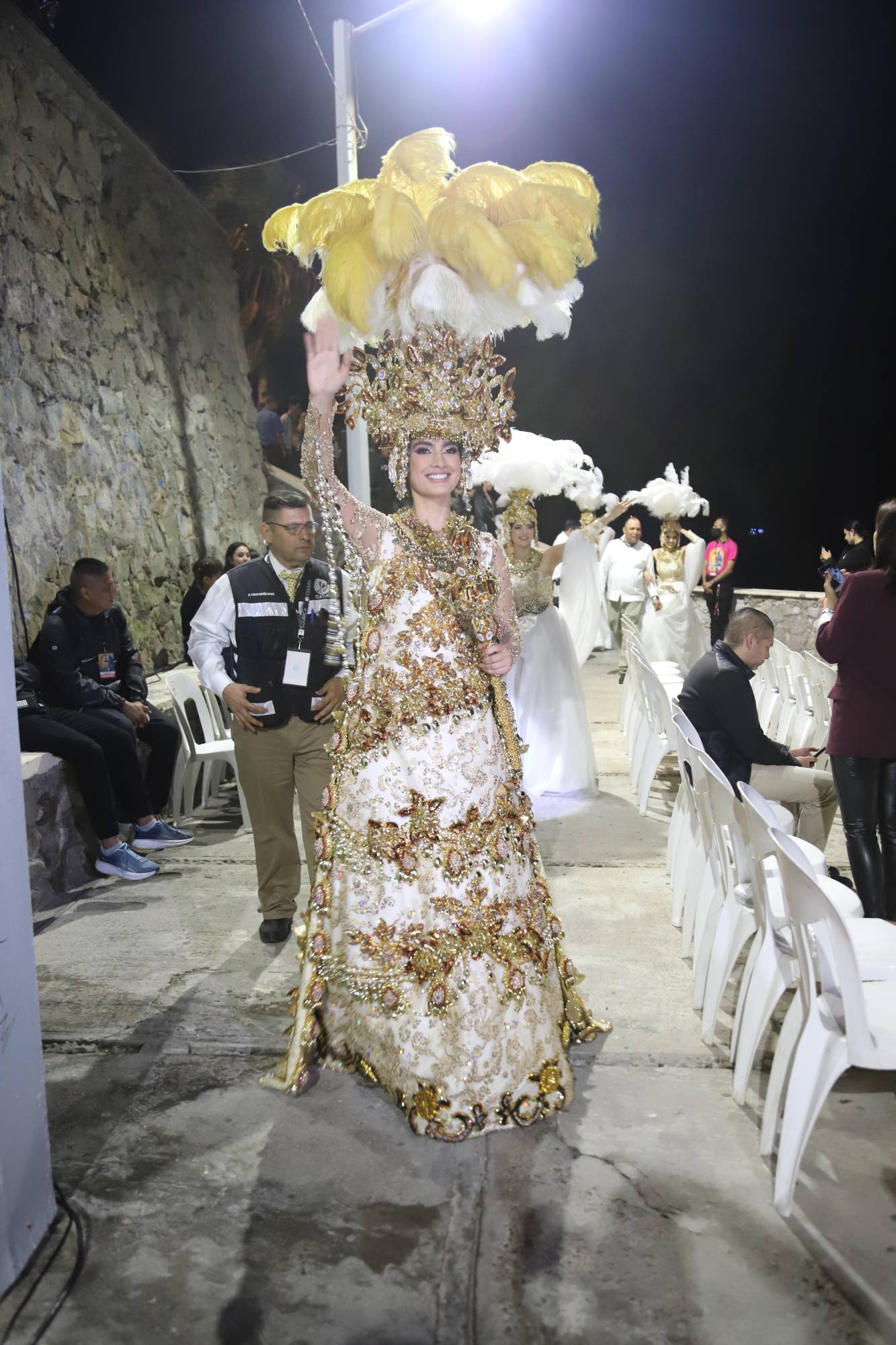 $!Anahí I, a su llegada al lugar.