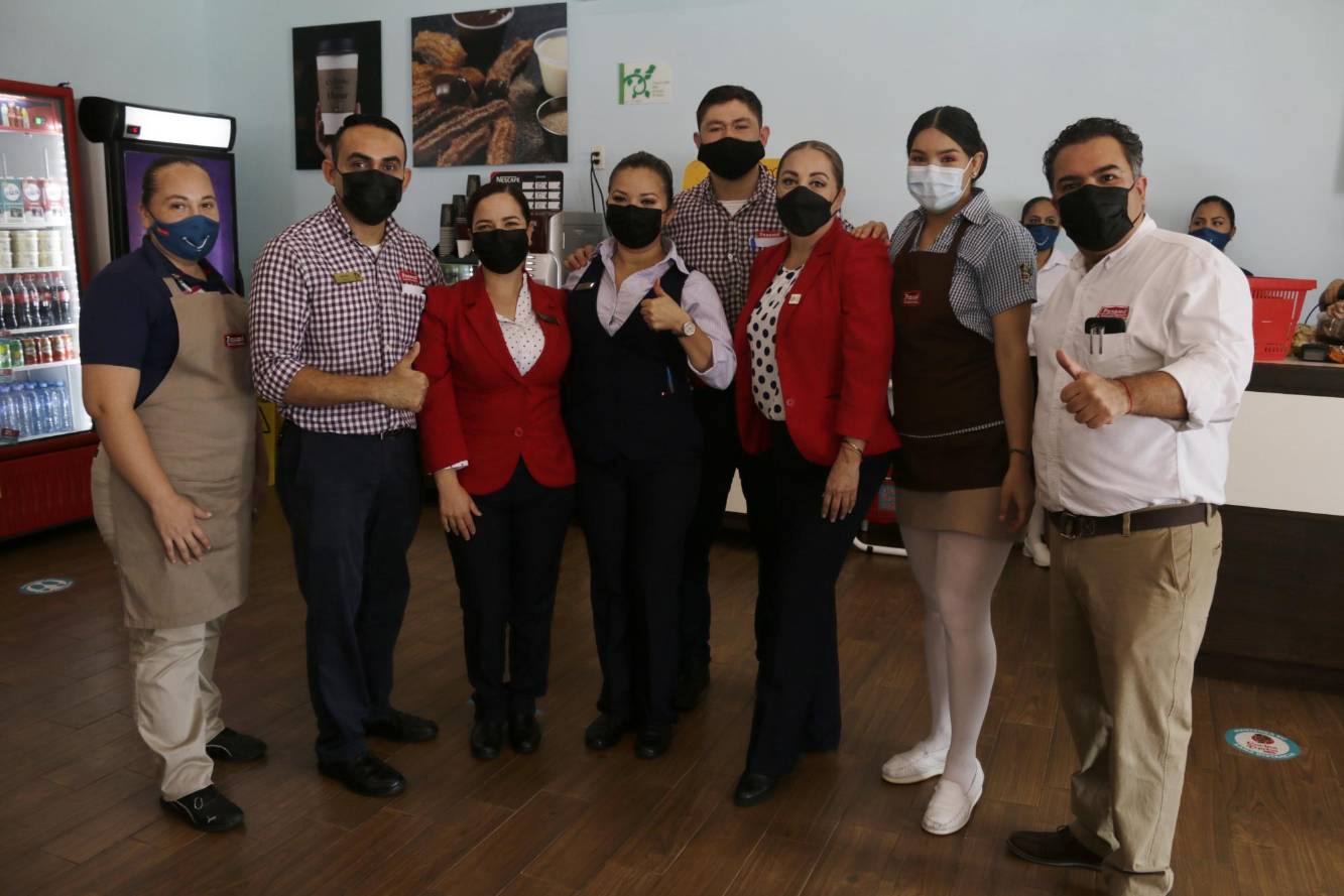 Dan la bienvenida a Panamá Cocina Express, en Culiacán