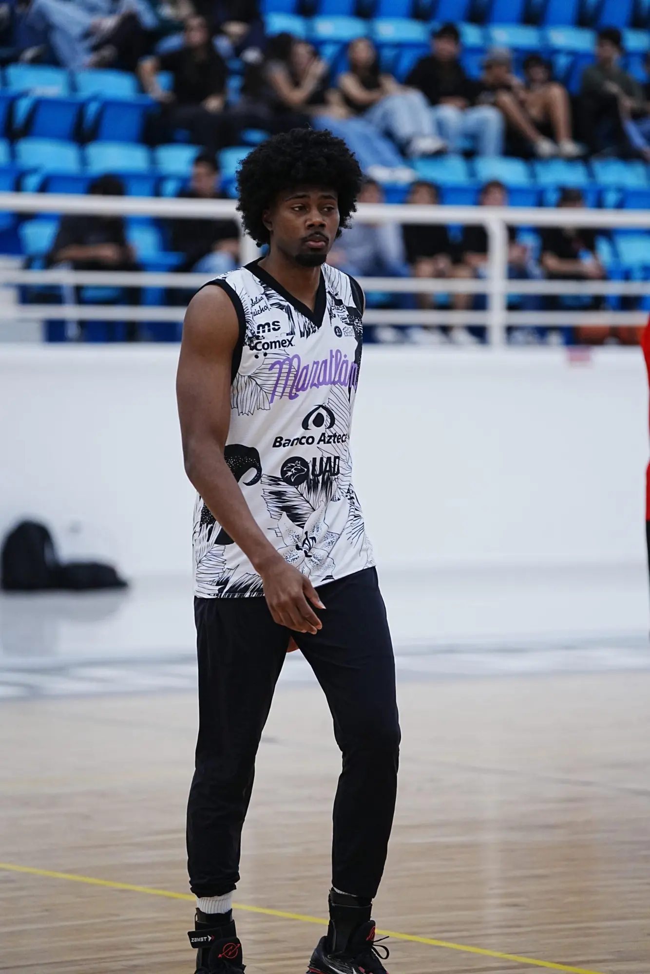 $!Thompson promete liderazgo y pide apoyo de la afición en su regreso a Venados Basketball