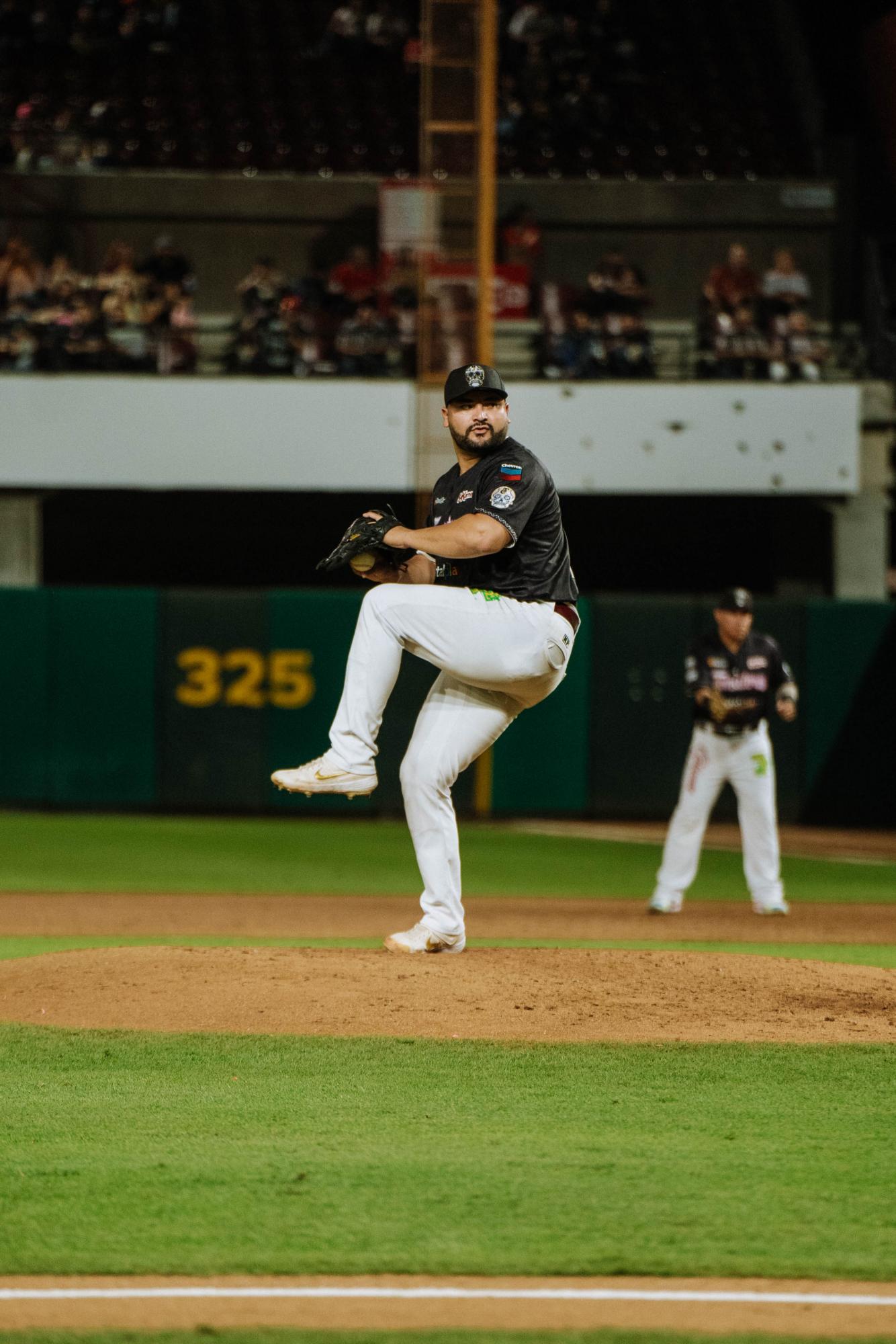 $!Michael Wing regresa a Tomateros de Culiacán