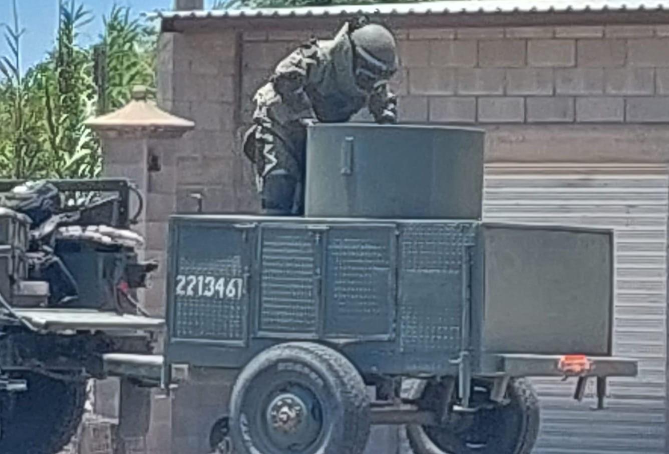 $!Militares desactivan explosivo encontrado en Navolato