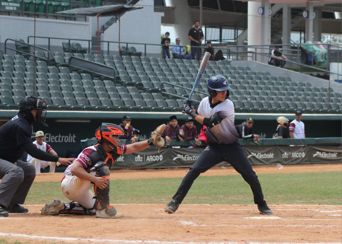 $!Dobletea Mazatlán, en el arranque del beisbol del estatal de los Juegos Conade