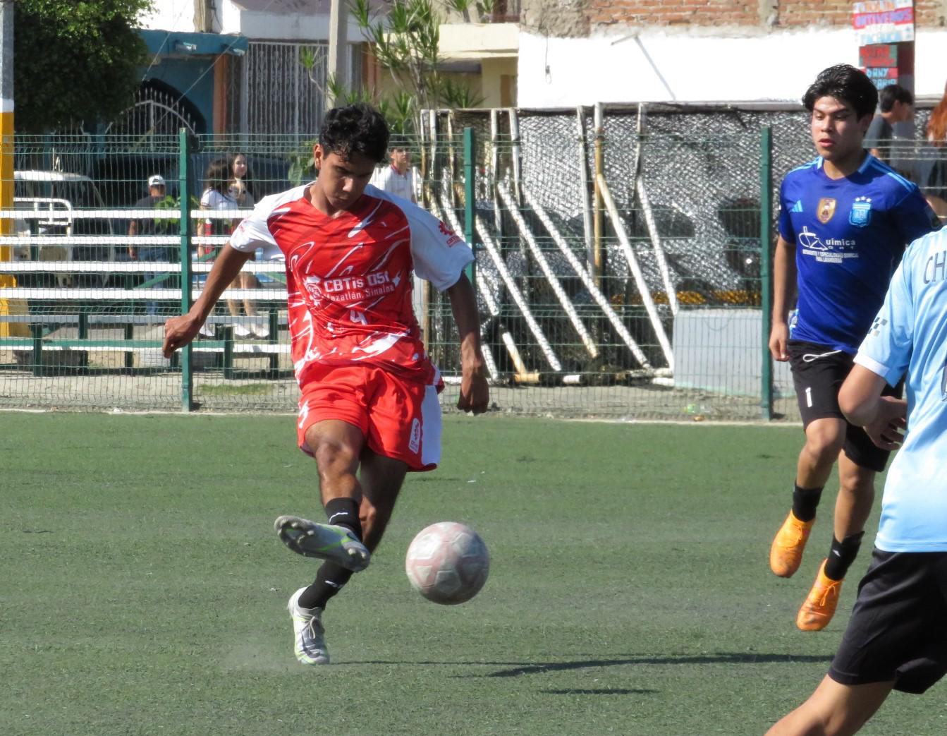 $!CBTIS 51 y UAS se citan en la gran final de la Liga Estudiantil de Futbol