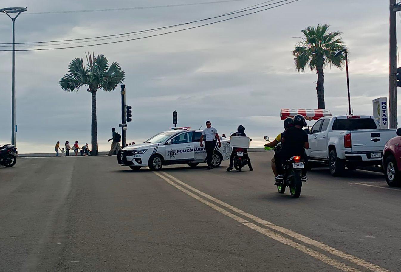 $!Cierran la circulación en el Paseo Claussen y la Avenida del Mar por marcha LGBTQ+