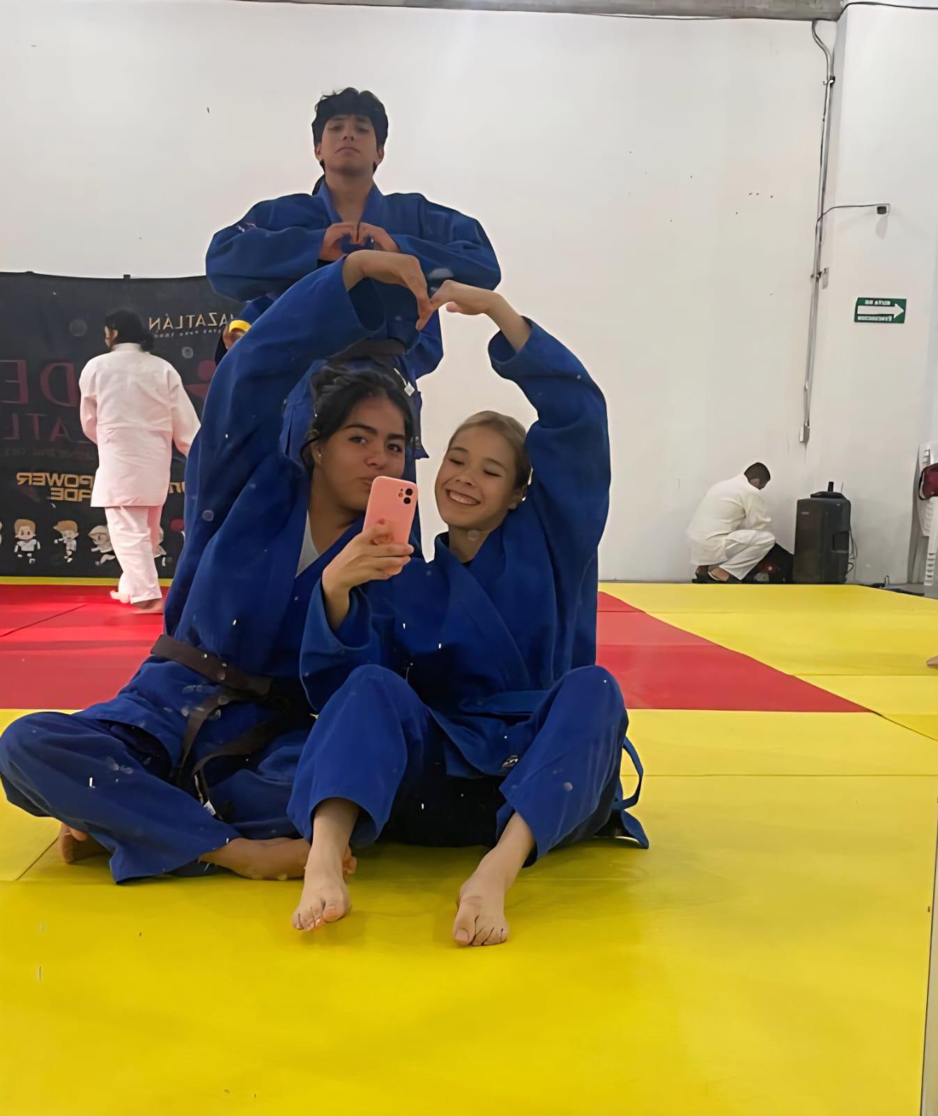 $!Judocas de Rosario y Mazatlán se gradúan en niveles de grados kyu