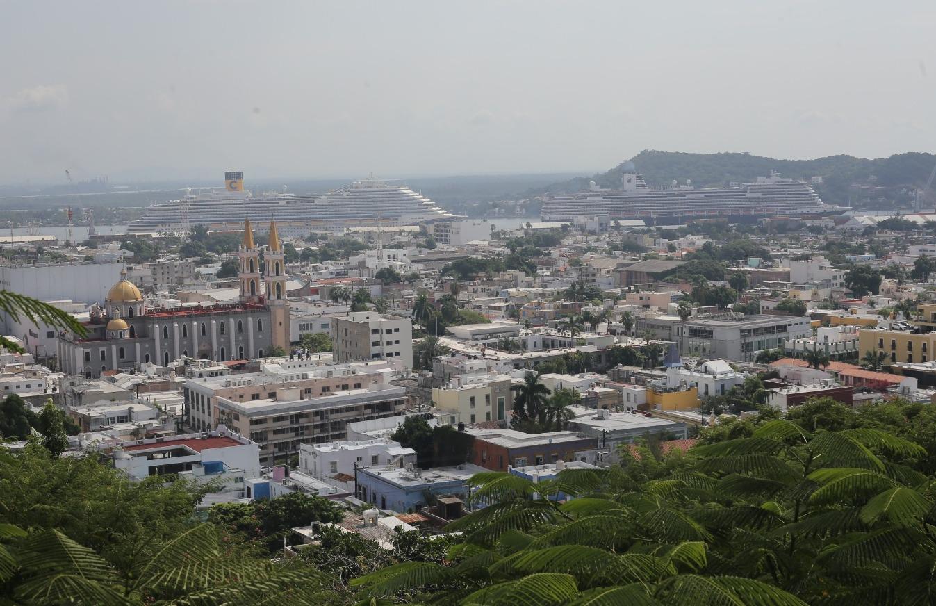 $!Suma Mazatlán otra jornada de doble arribo con más de 7 mil pasajeros