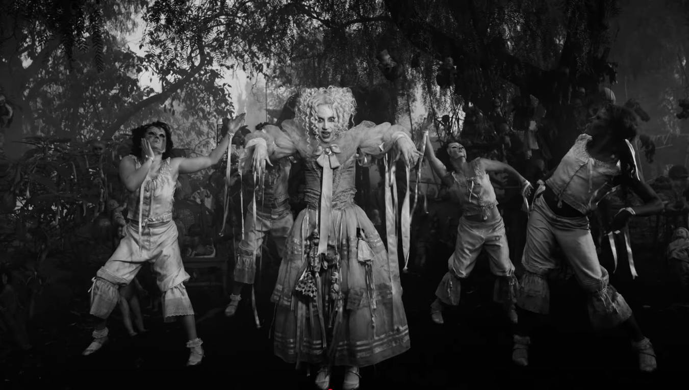 $!Lanza Lady Gaga el video oficial de ‘The Dead Dance’, grabado Xochimilco