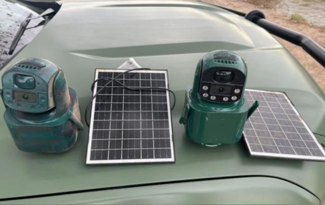 $!Ejército asegura cámaras con celdas solares usadas para monitorear a fuerzas de seguridad en Navolato