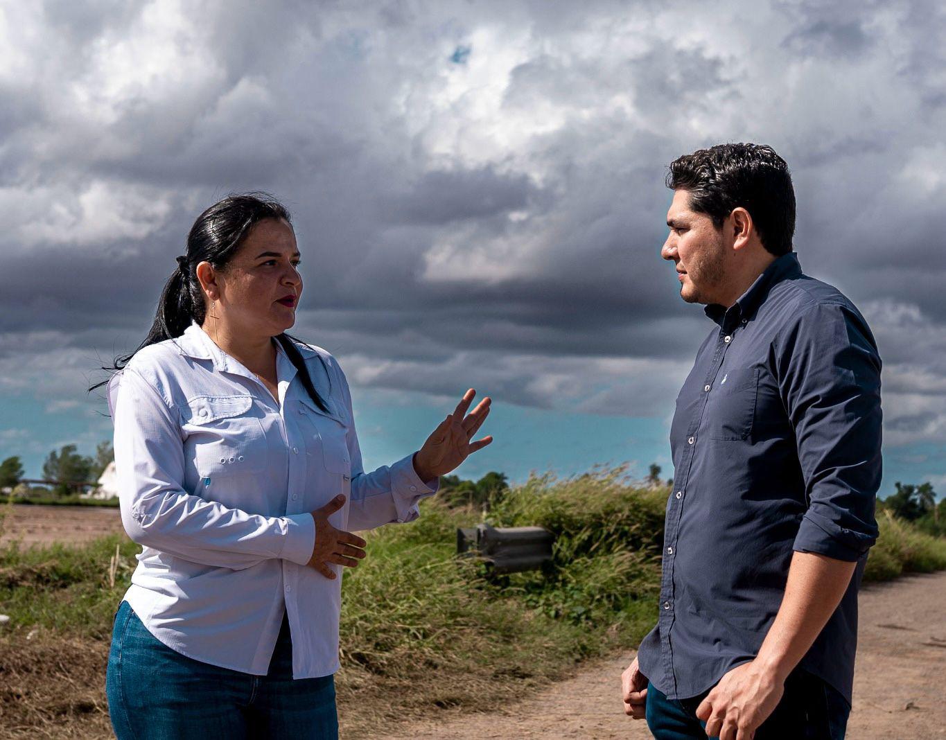 $!Gobierno de Sinaloa supervisa daños en carreteras y vialidades por ‘Norma’