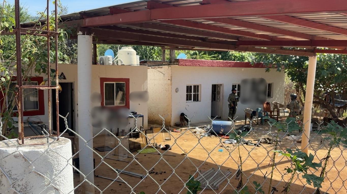 $!Aseguran explosivos y 10 campamentos clandestinos tras operativos en Concordia, Sinaloa