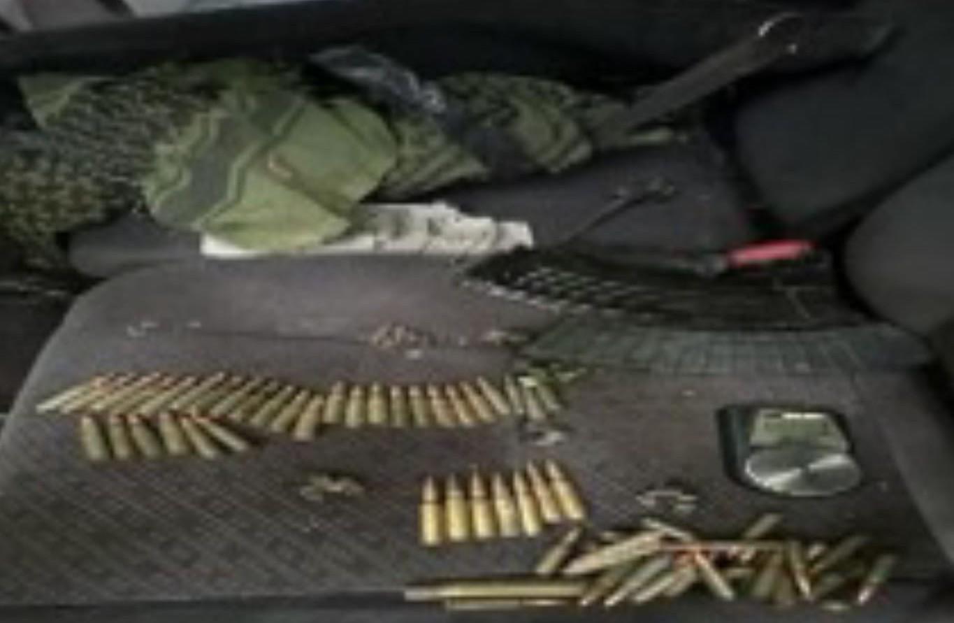 $!Aseguran vehículo blindado, embarcación y arsenal en operativo en Navolato