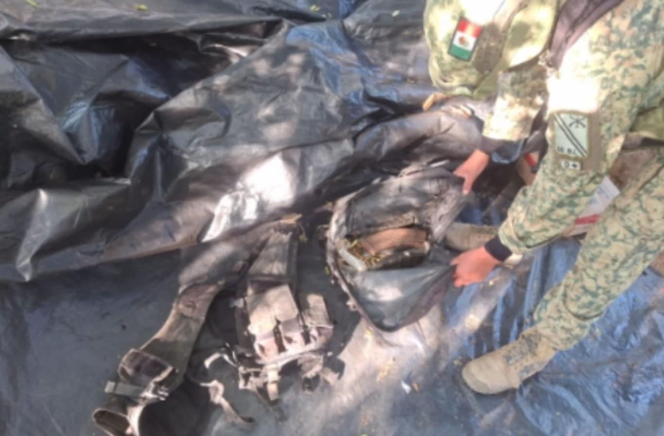 $!Ejército asegura campamento con armamento y chalecos tácticos en Concordia