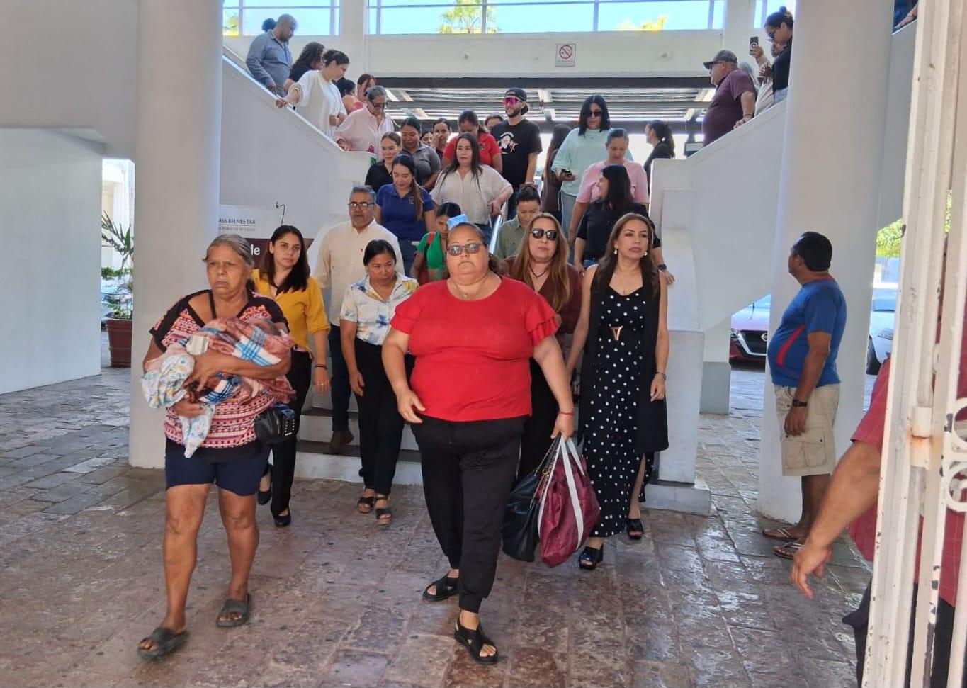$!Fortalecen cultura preventiva con Simulacro Nacional en Palacio Municipal de Mazatlán