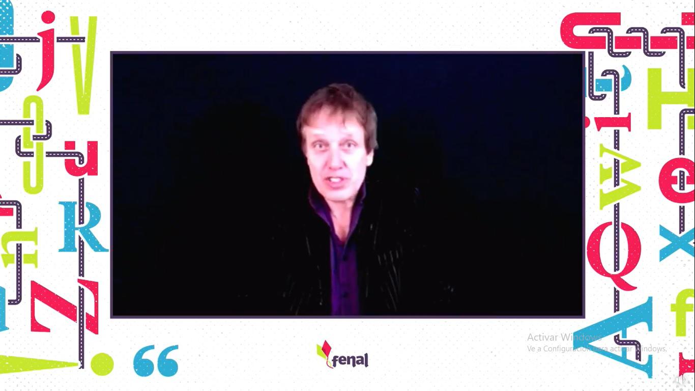 $!El sentido de mi vida consiste en escribir, asegura Xavier Velasco