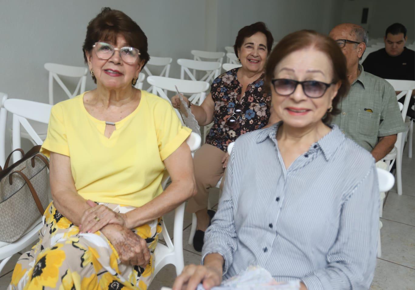 $!Irma Osuna y Lucía Prado.