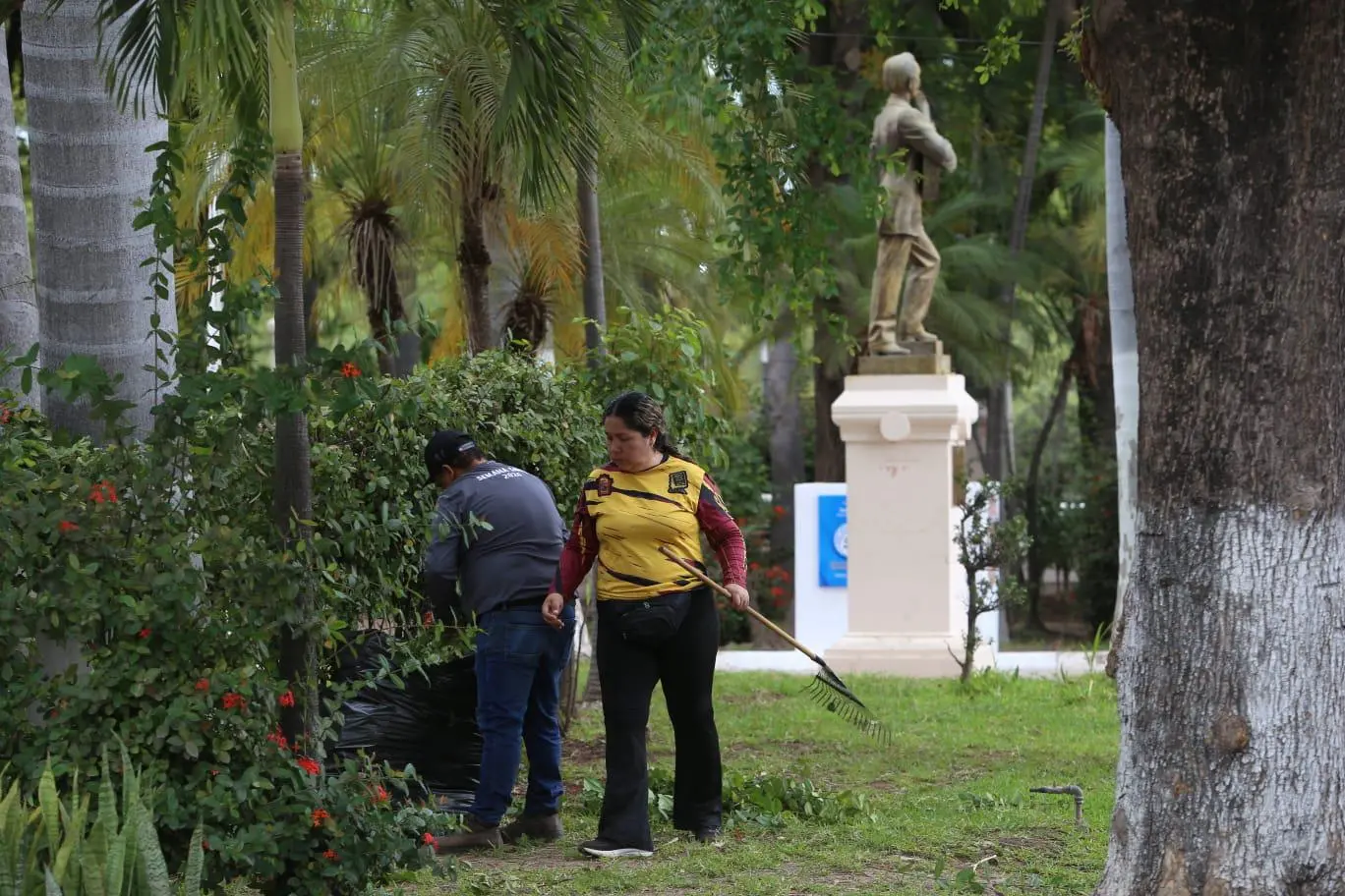 $!Se encuentra Plazuela Antonio Rosales de Culiacán entre escasa vigilancia y falta de mantenimiento