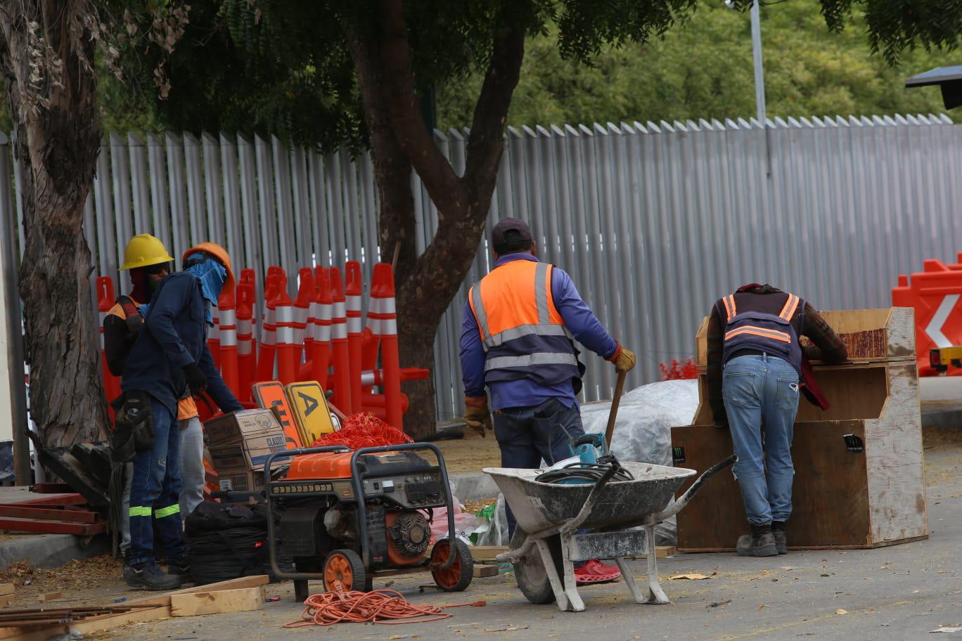 $!Caos vial y rechazo al retiro del reloj en el Malecón de Culiacán