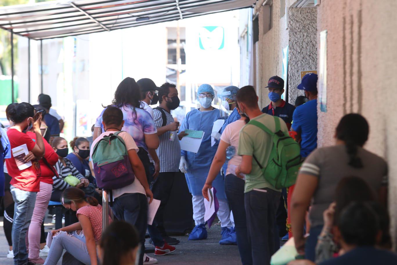 $!Al IMSS Mazatlán pacientes Covid-19 llegan en mal estado y hasta con el tanque de oxígeno