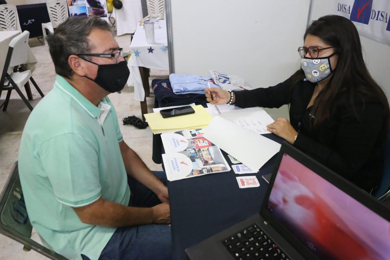 $!En Mazatlán, 50 empresas ofertan más de mil vacantes en Feria del Empleo Regional del Sur