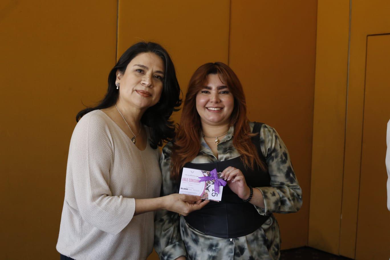 $!Guillermina García y Karen Bravo.