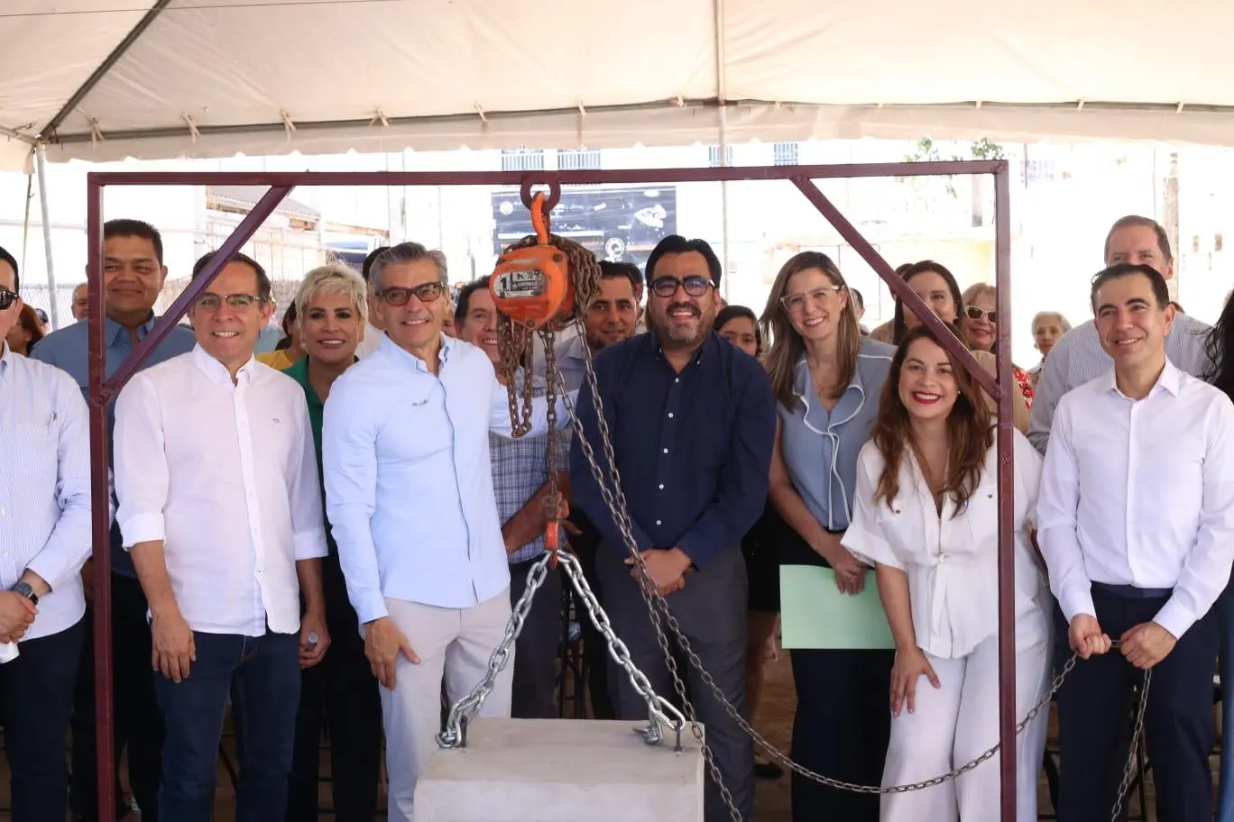 $!Colocan primera piedra de proyecto habitacional Al Centro para revitalizar el corazón de Culiacán