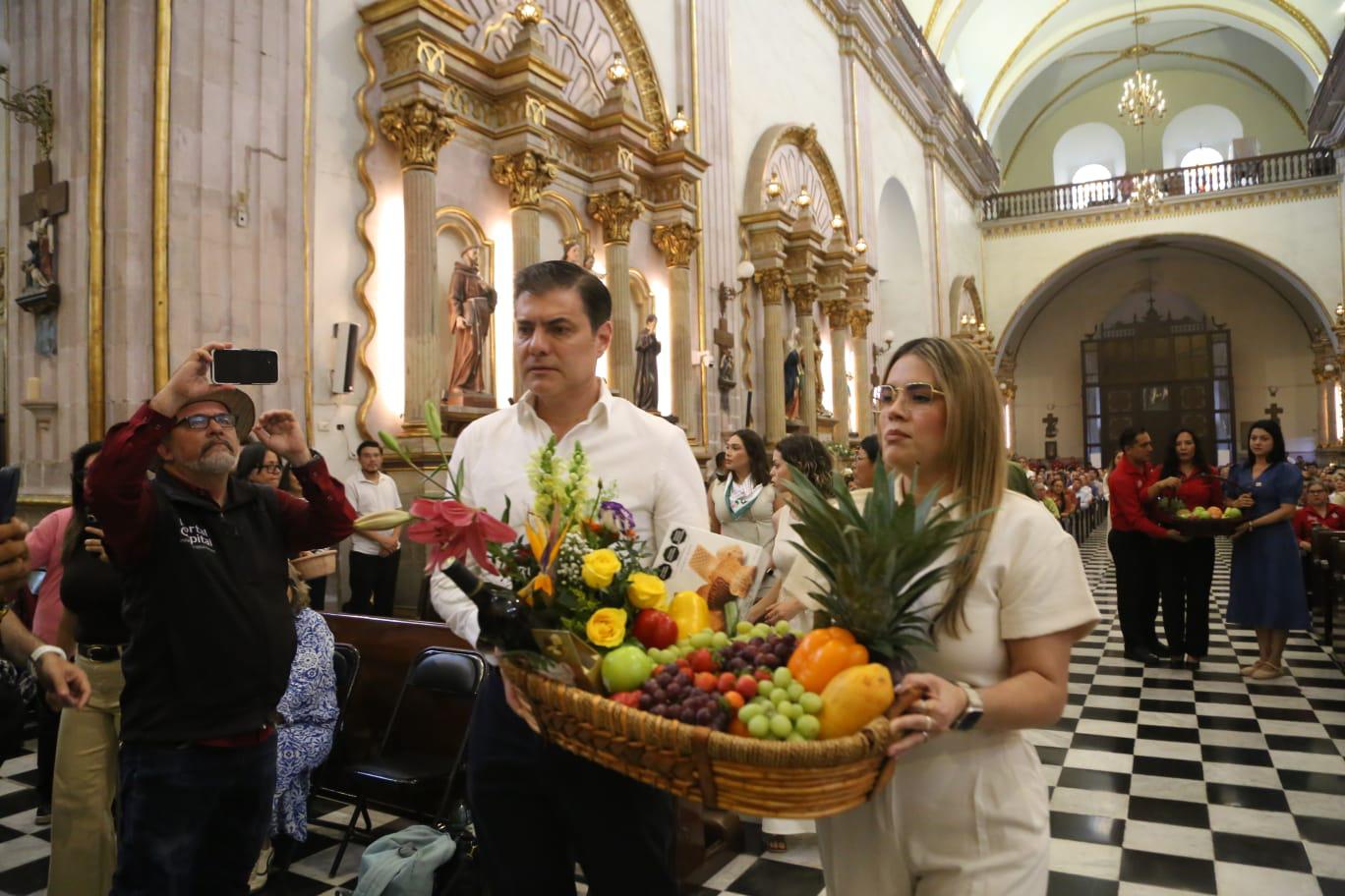 $!Pide Obispo de Culiacán recuperar la paz y fraternidad en aniversario de la ciudad