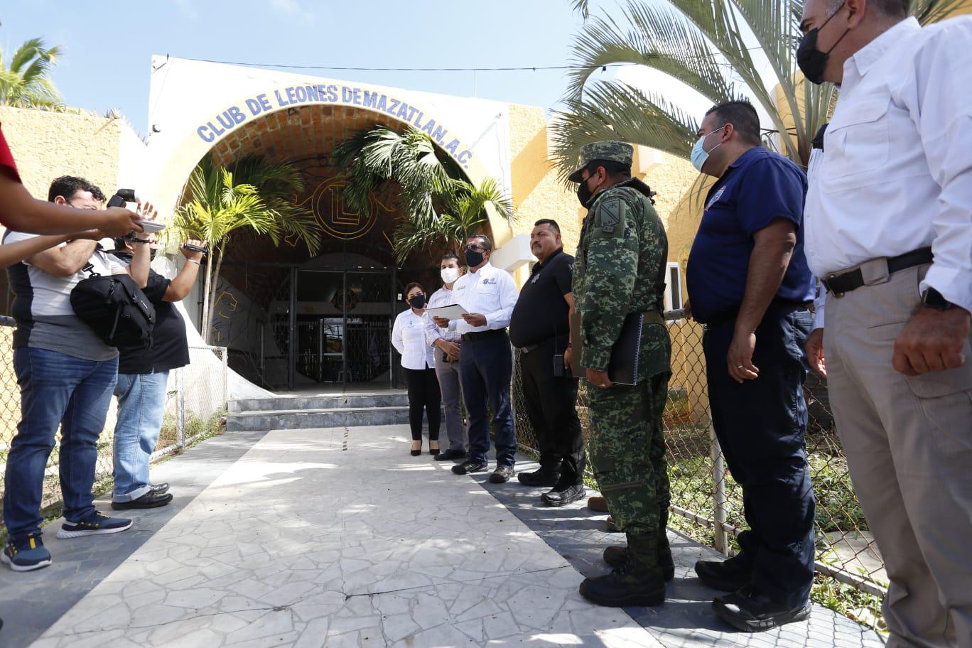 $!Autoridades supervisan estado de posibles albergues en Mazatlán por lluvias