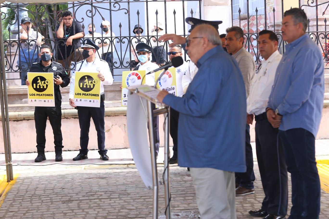 $!En Mazatlán arranca campaña vial ‘Camina Seguro’, para garantizar seguridad de peatones