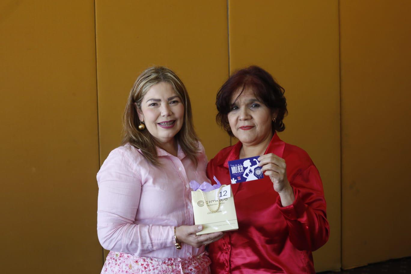 $!Elizabeth Peraza y Laura Sánchez.