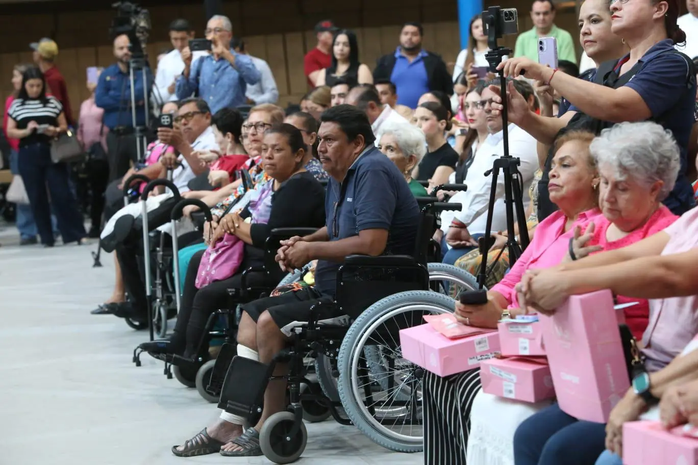 $!Gobierno de Sinaloa entrega prótesis y aparatos funcionales a más de mil personas