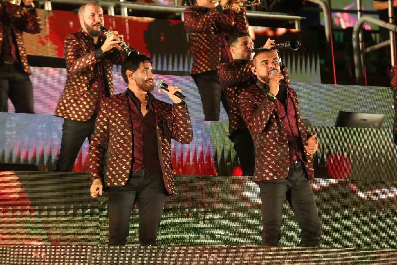 $!Al ritmo de Banda El Recodo presentan los nuevos uniformes del Mazatlán FC